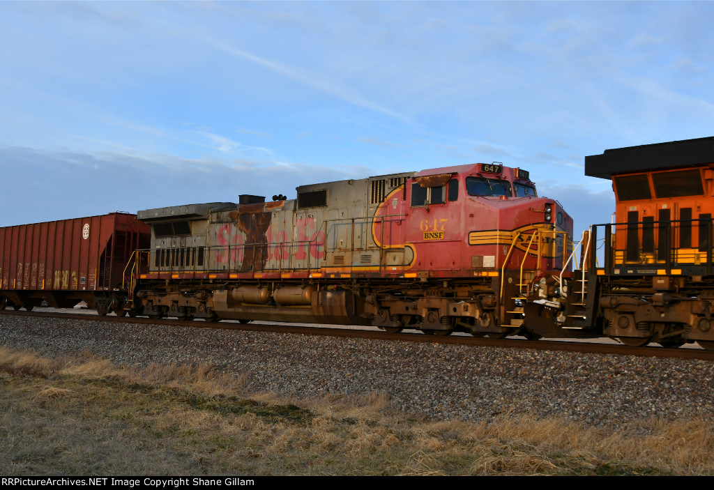 BNSF 647 Roster shot